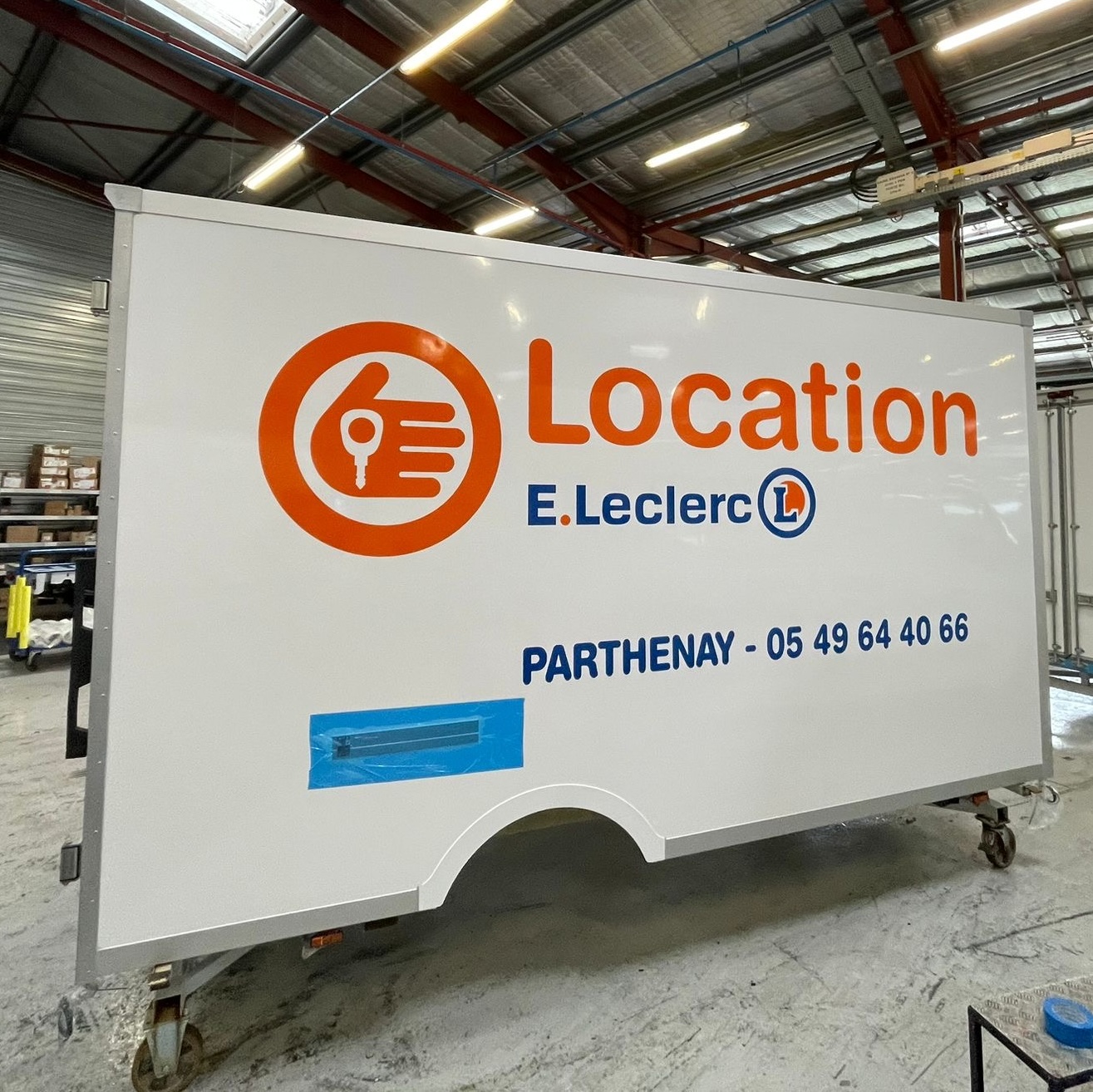 COVERING VEHICULE-LECLERC LOCATION-PARTHENAY
